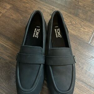 TOMS Classic Black women's Slip-On Loafers